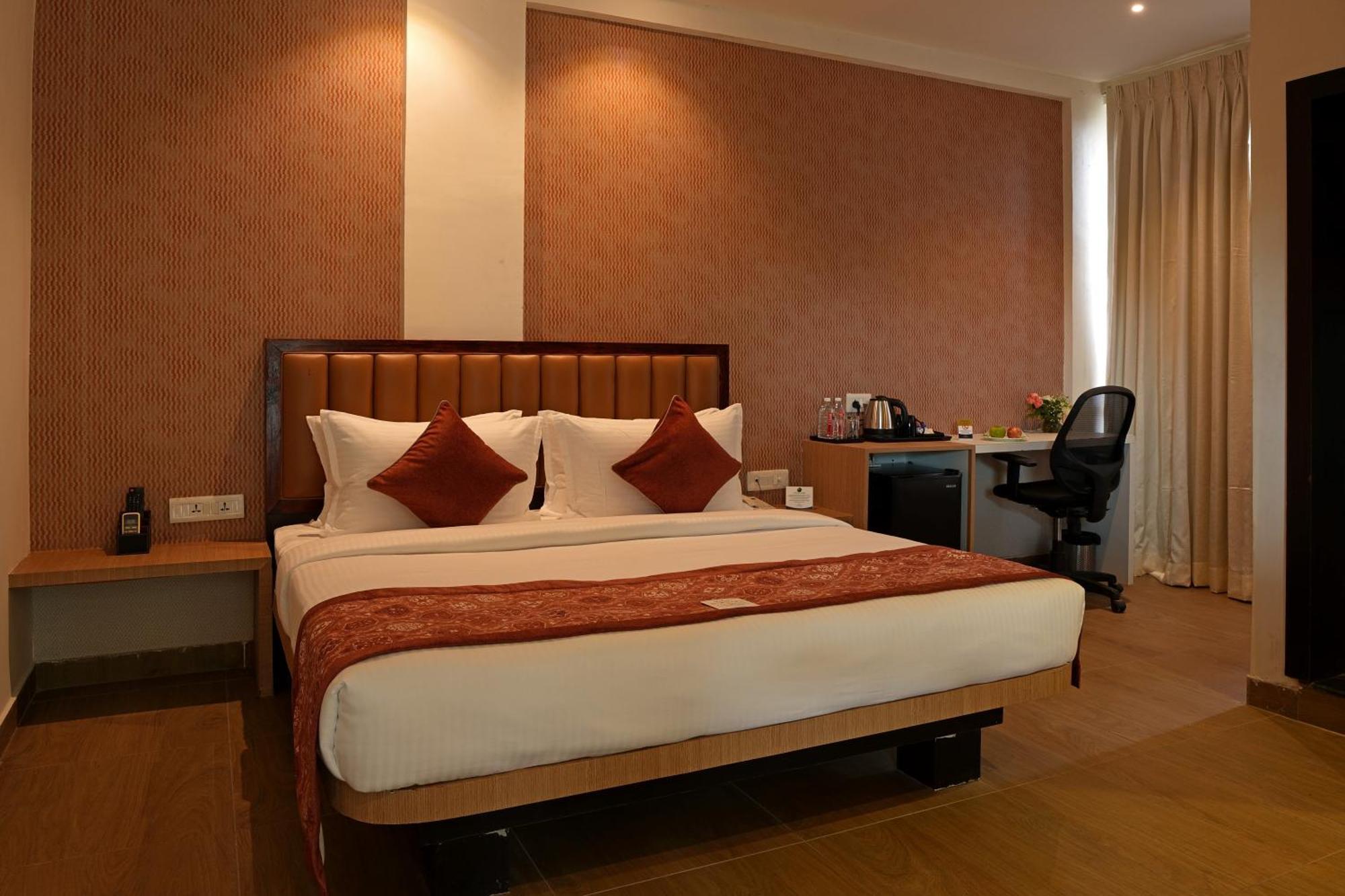 Regenta Inn Devanahalli Bangalore, Airport Road Экстерьер фото
