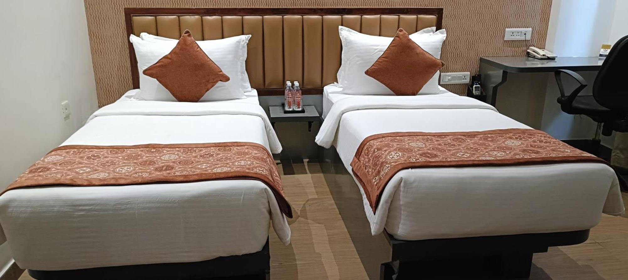 Regenta Inn Devanahalli Bangalore, Airport Road Экстерьер фото
